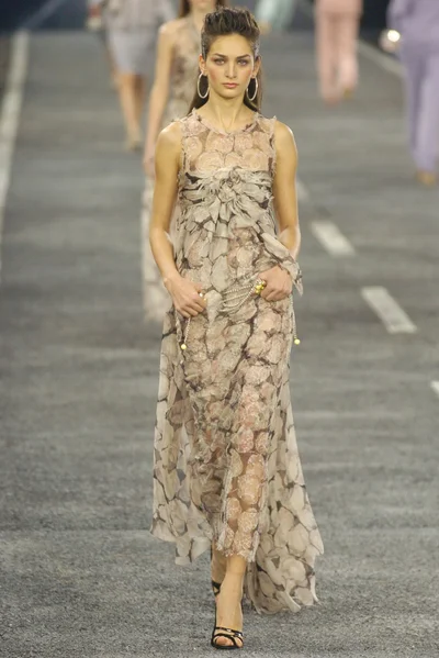 Look 12